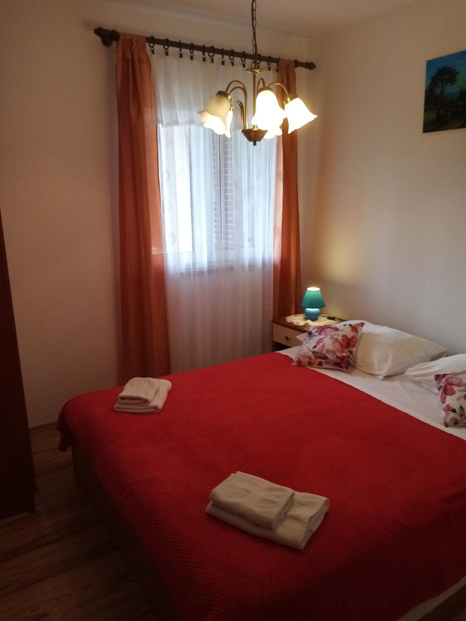 Apartmani Vitkovic II Крес Екстериор снимка