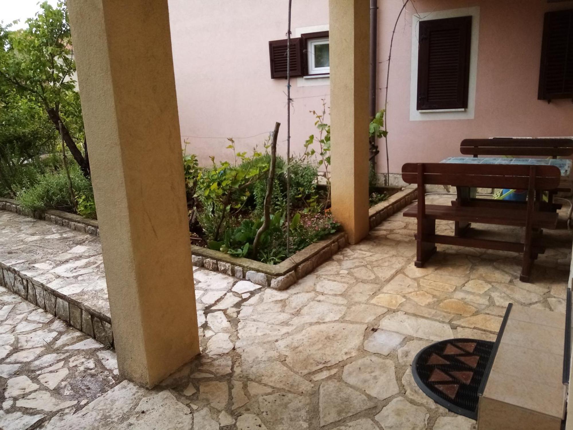 Apartmani Vitkovic II Крес Екстериор снимка