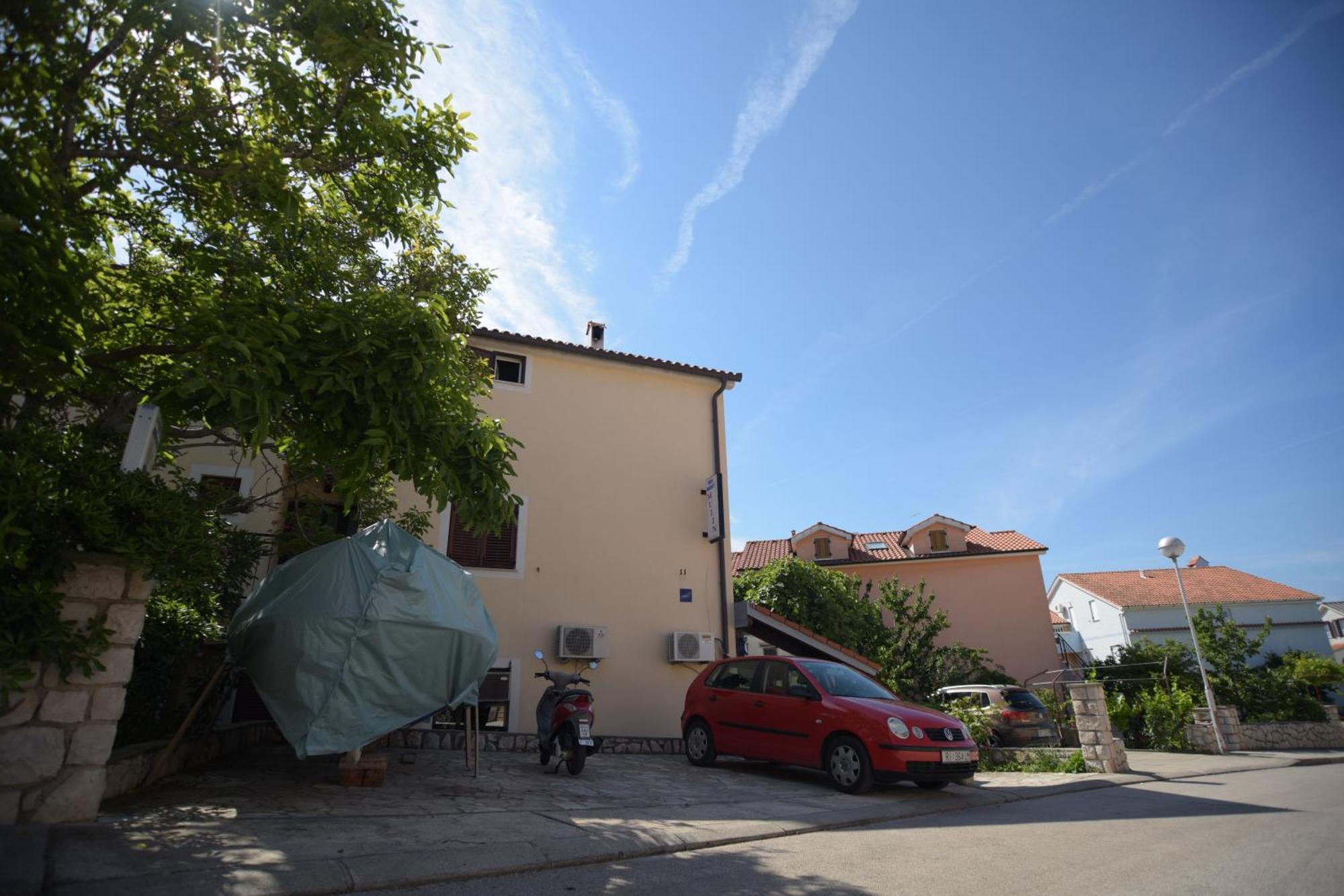 Apartmani Vitkovic II Крес Екстериор снимка