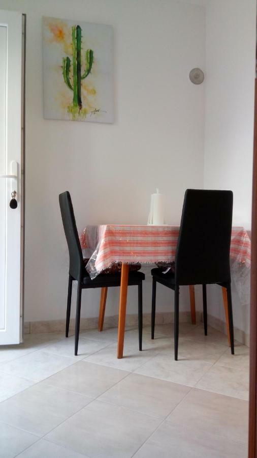 Apartmani Vitkovic II Крес Екстериор снимка